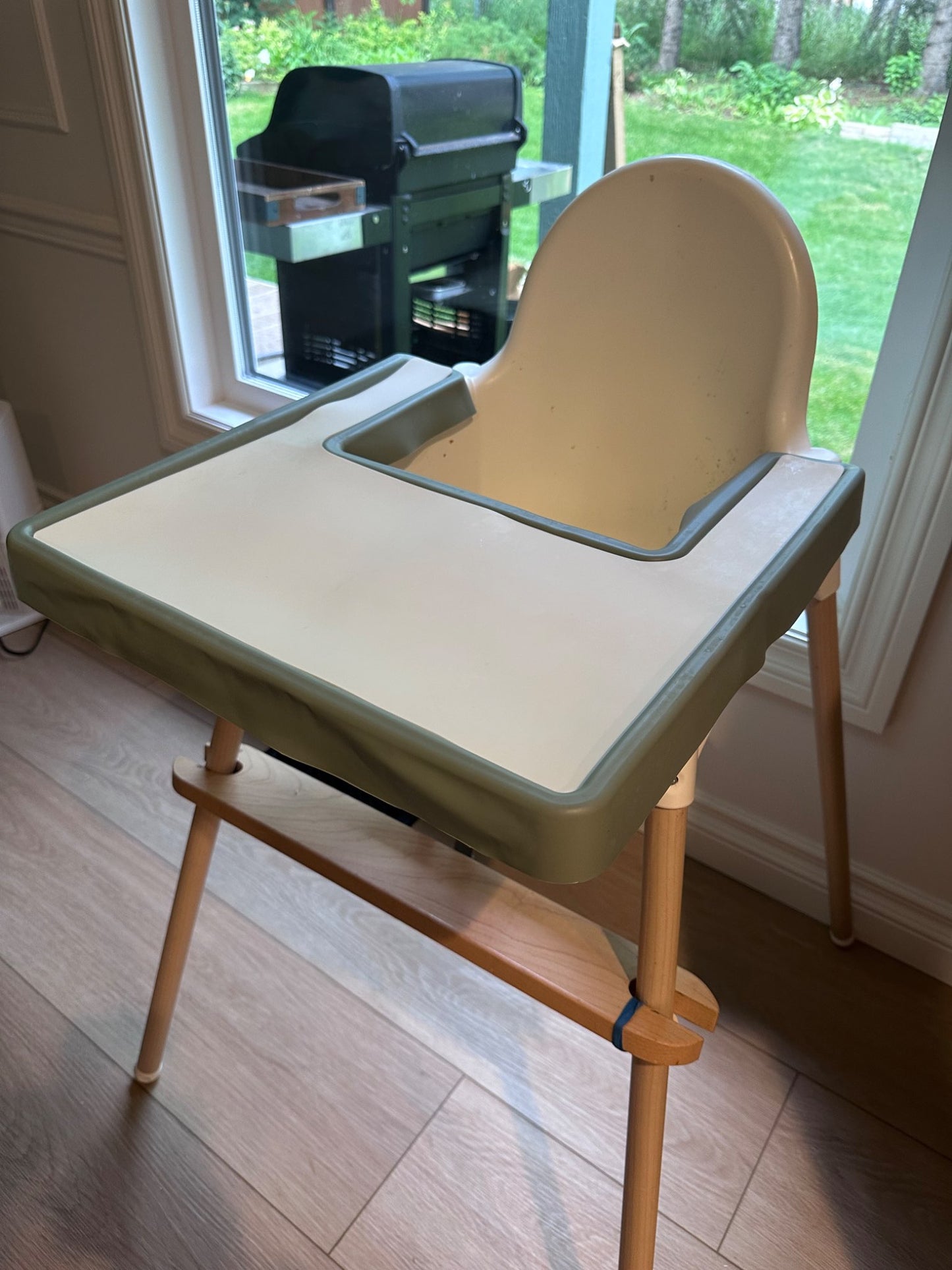 Silicone tray mat for ikea highchair
