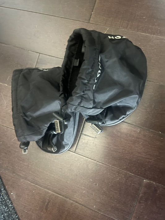 Stonz large size booties, Shoes 7 (Walkers:12-24 mth)