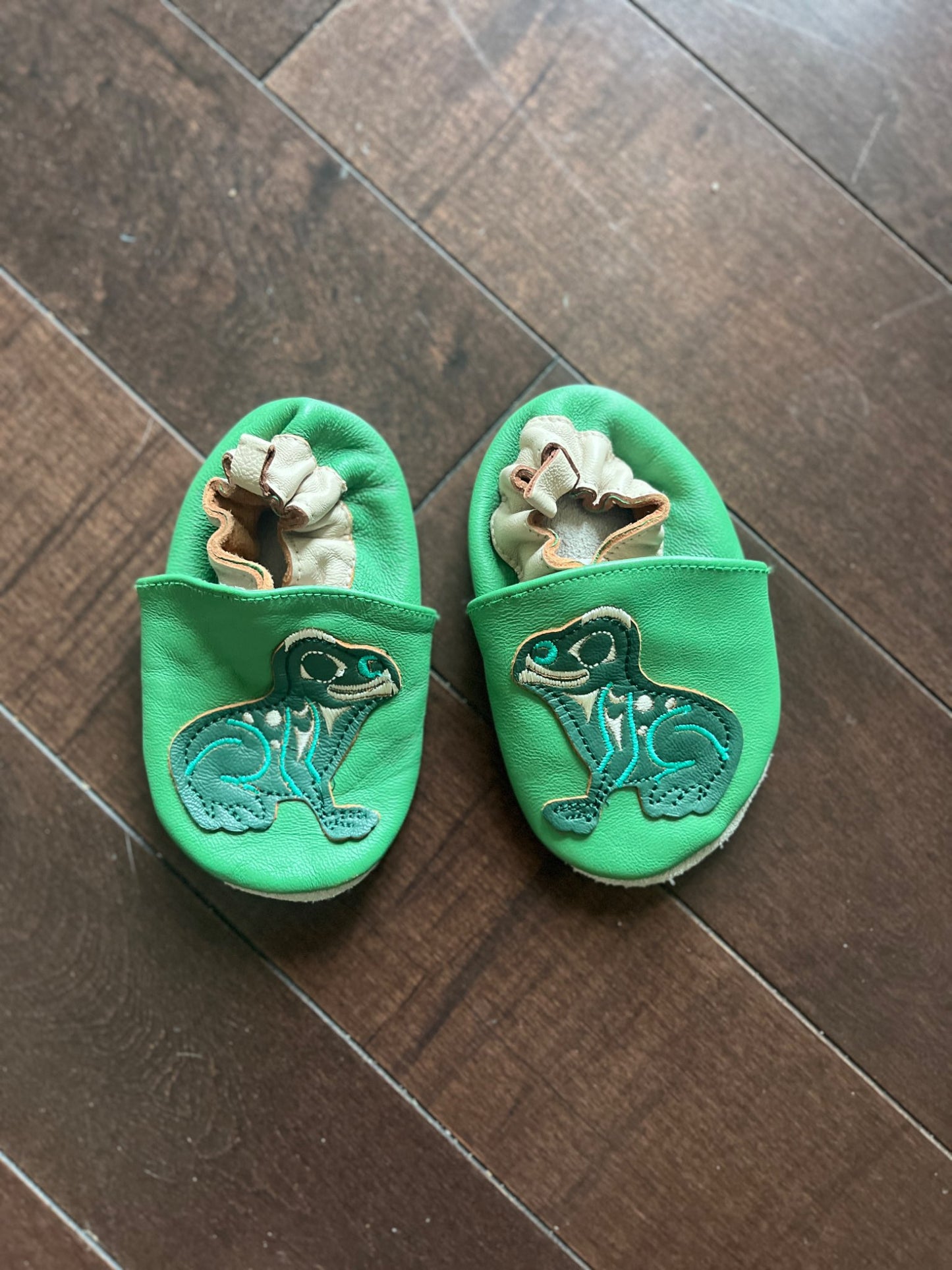 Hand crafted baby shoes, Shoes 4.5 (Walkers:12-24 mth)