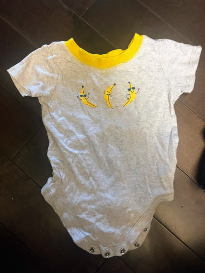 Banana themed onesies, Kids 18 Month (12-18M)