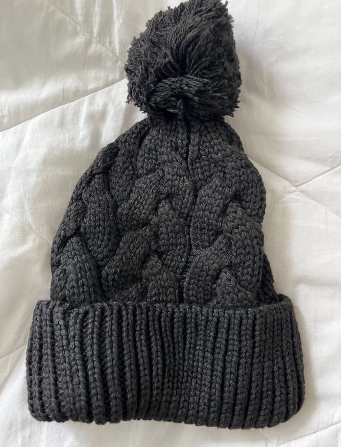 NEW Black knitted hat and mitten gloves set