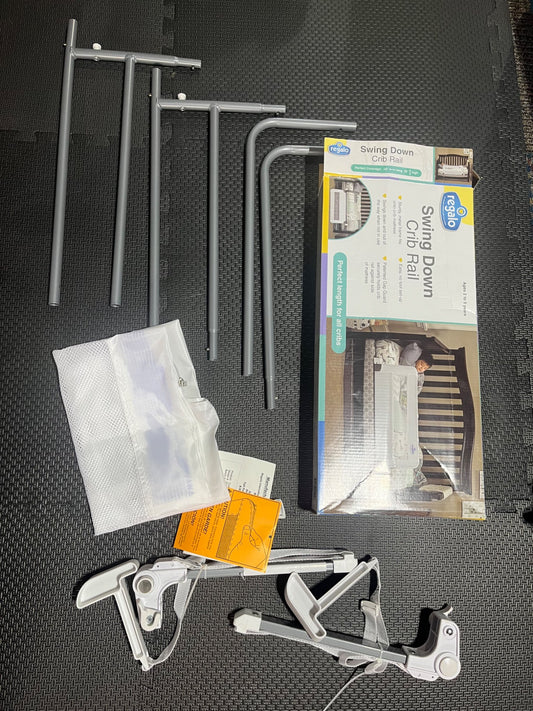 Regalo Swing Down Crib Rail