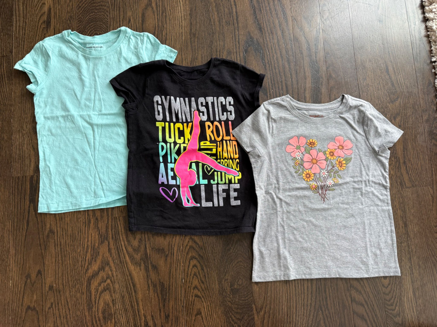 Girls t-shirts - size 6, Kids 6/6X