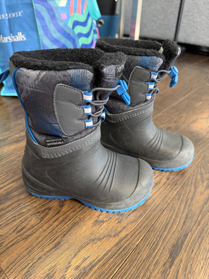 XMTN winter boots - good to minus 30 - size 10, Shoes 10 (Toddler:2-4yr)