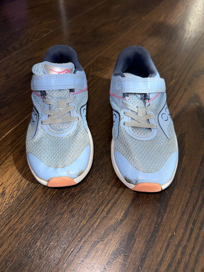 Girls Saucony Runners - size 12.5, Shoes 12.5 (Kids:4-8yr)