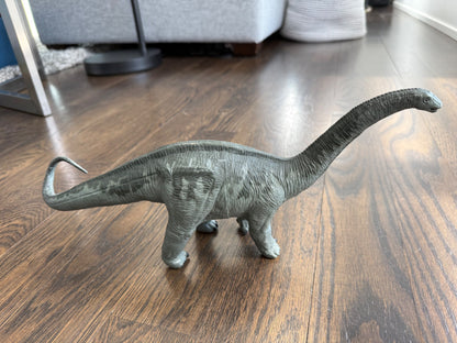 Bundle of X-Large dinosaurs - between 1-1.5 ft long