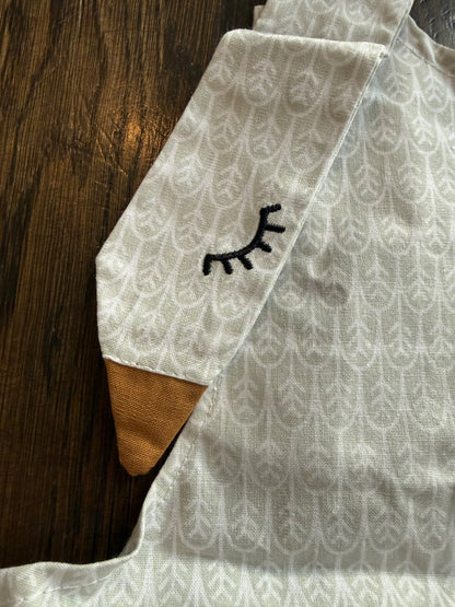 Kids Swan Apron - so cute! Brand new. Ages 3-7+
