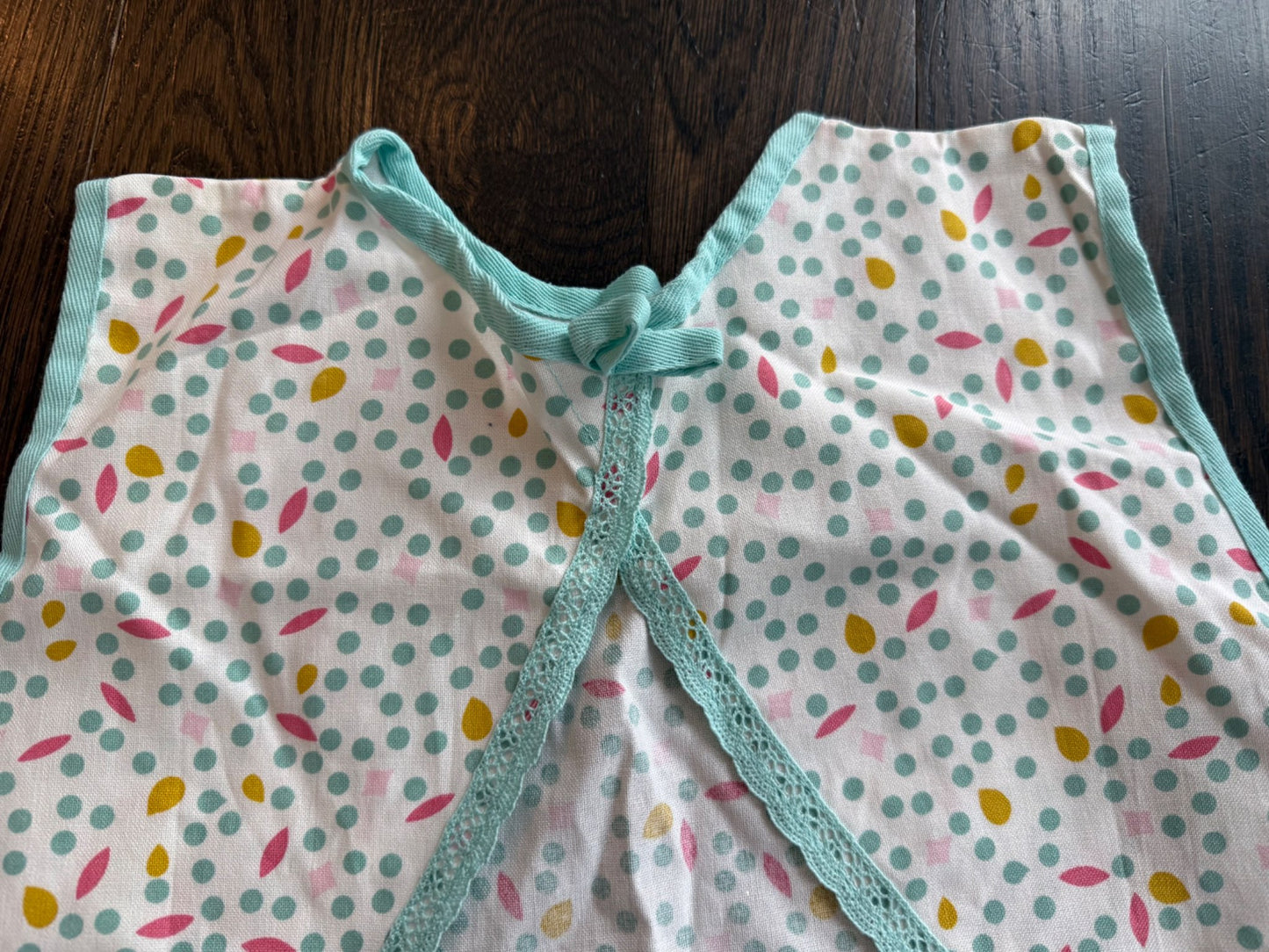 Kids apron - brand new ages 3-6 (1 of 2 listings)