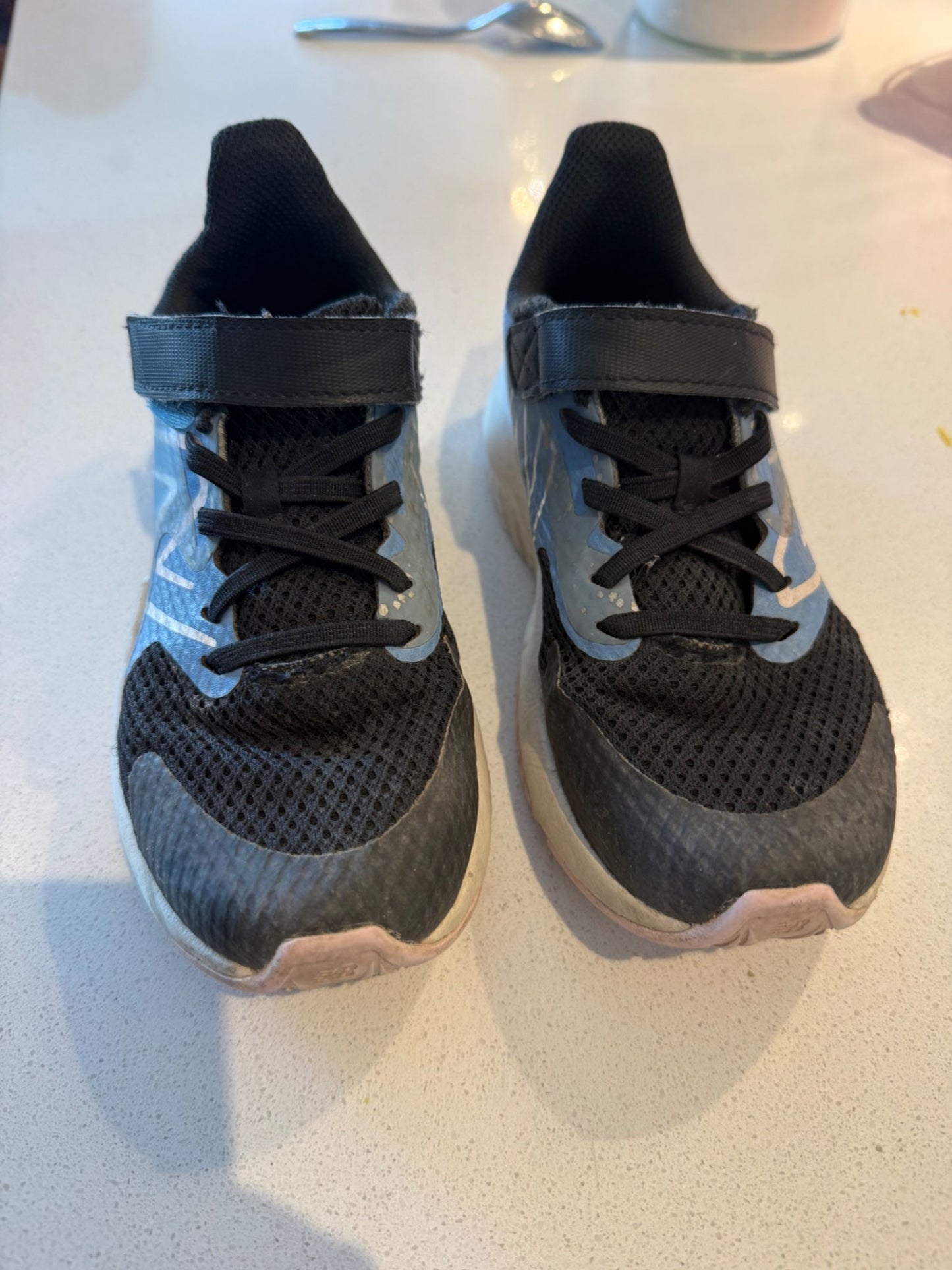 New Balance runners - size 1 , Shoes 1 (Kids:4-8yr)