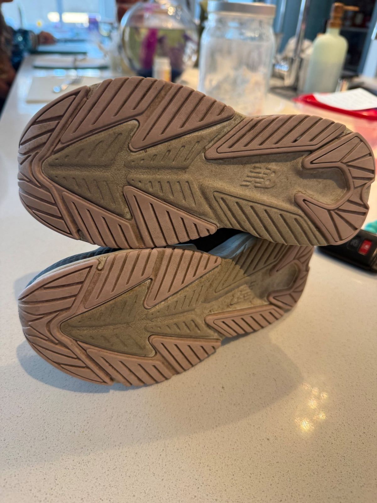 New Balance runners - size 1 , Shoes 1 (Kids:4-8yr)