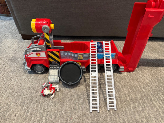 Paw Patrol Ultimate Rescue Fire Truck (Retails $70)