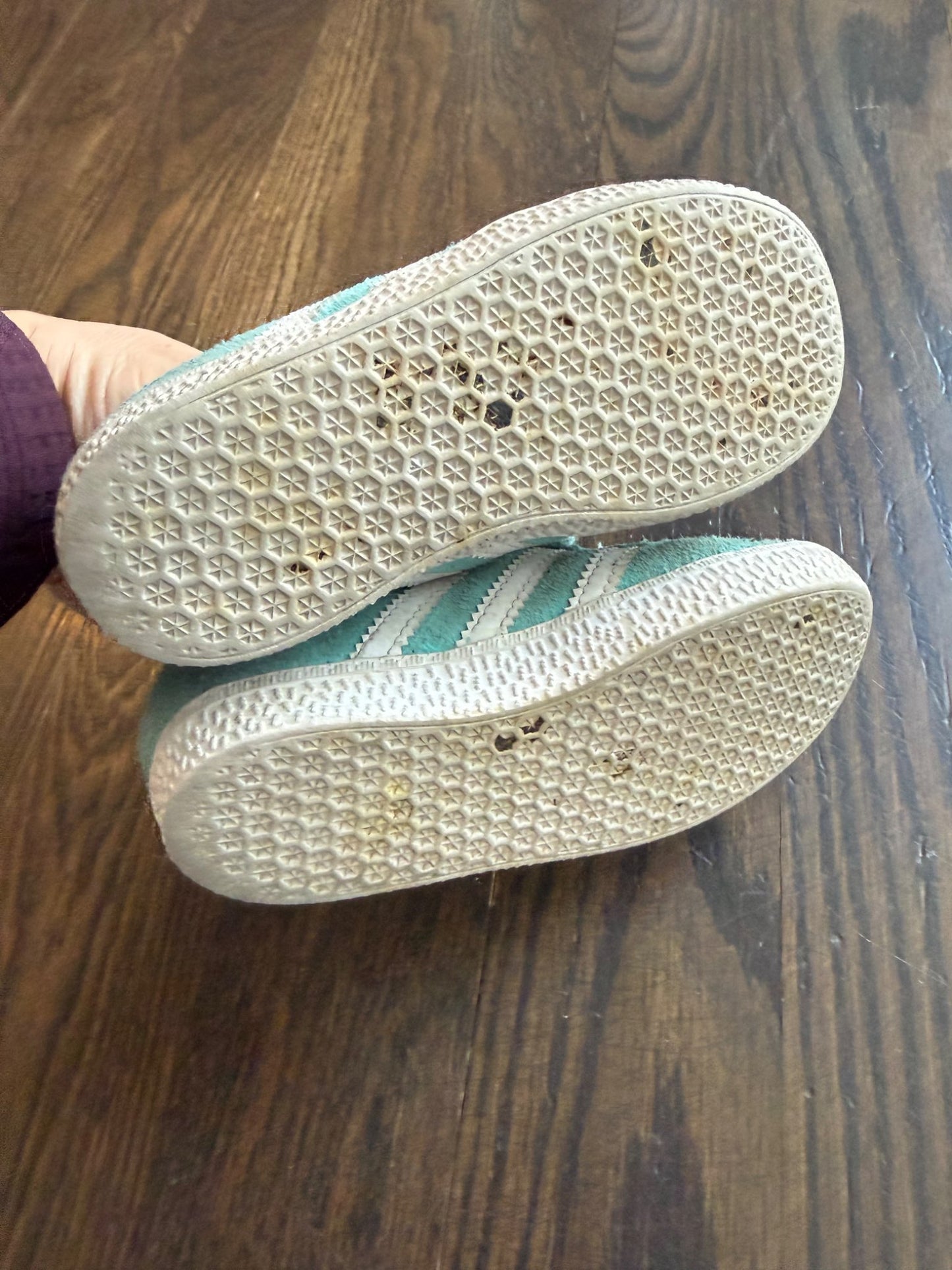 Adidas sneakers - size 10 toddler (2 of 2 listings), Shoes 10 (Toddler:2-4yr)