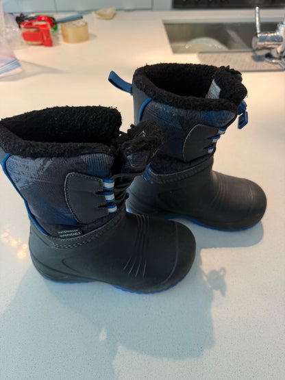 XMTN winter boots - size 10 (good to -30), Shoes 10 (Toddler:2-4yr)
