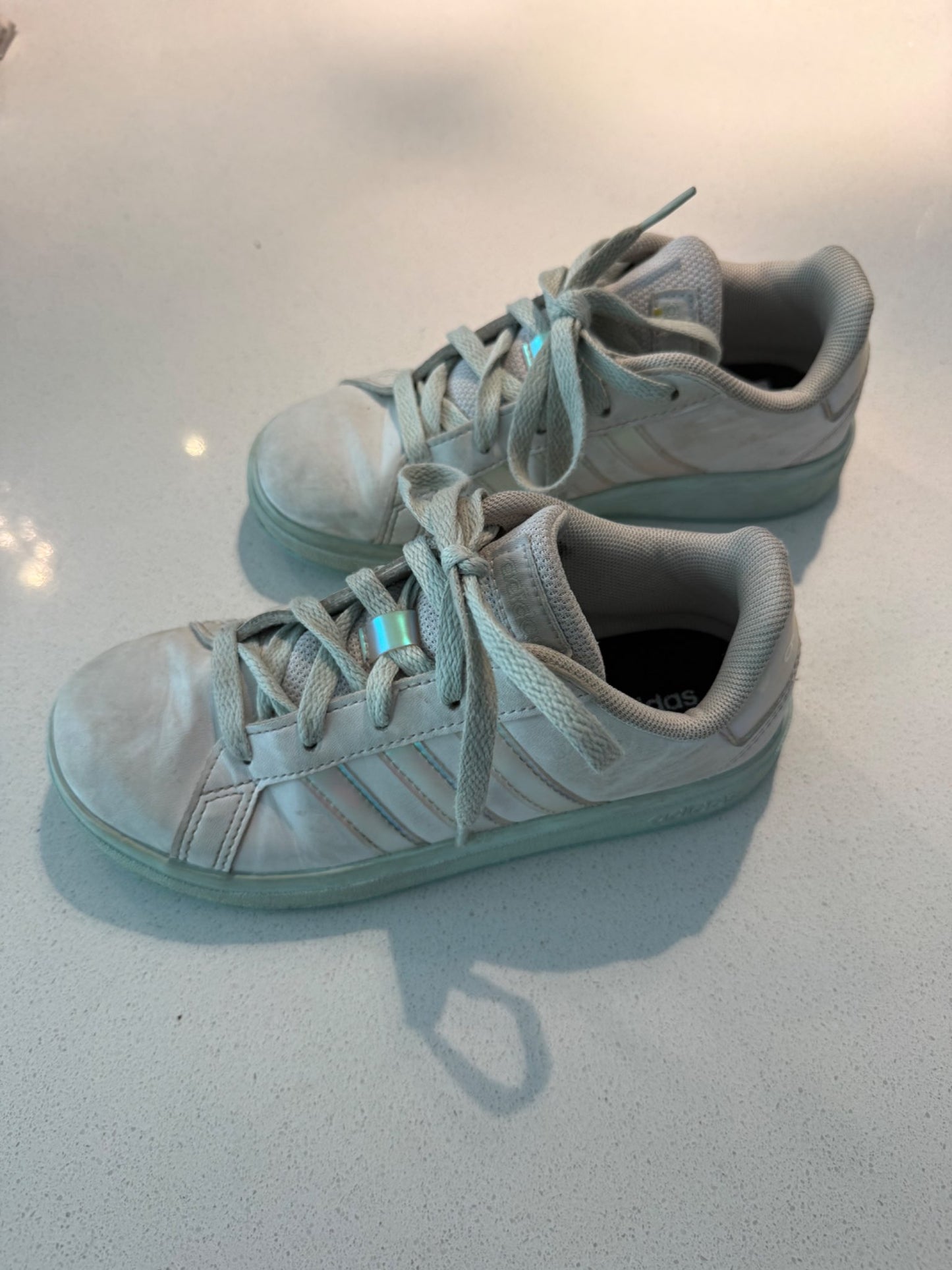 Girls adidas sneakers - white w/ light turquoise - size 1, Shoes 1 (Kids:4-8yr)