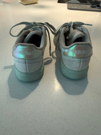 Girls adidas sneakers - white w/ light turquoise - size 1, Shoes 1 (Kids:4-8yr)