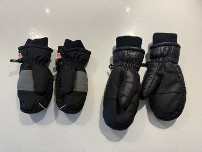 Like new insulated mittens - size 2-3 and 3-4, Kids 2T