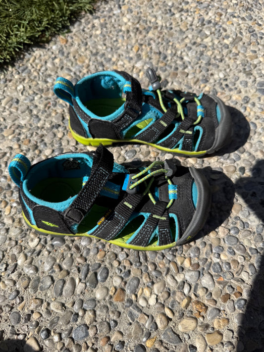 Keen sandals, size 9. VGUC., Shoes 9 (Toddler:2-4yr)