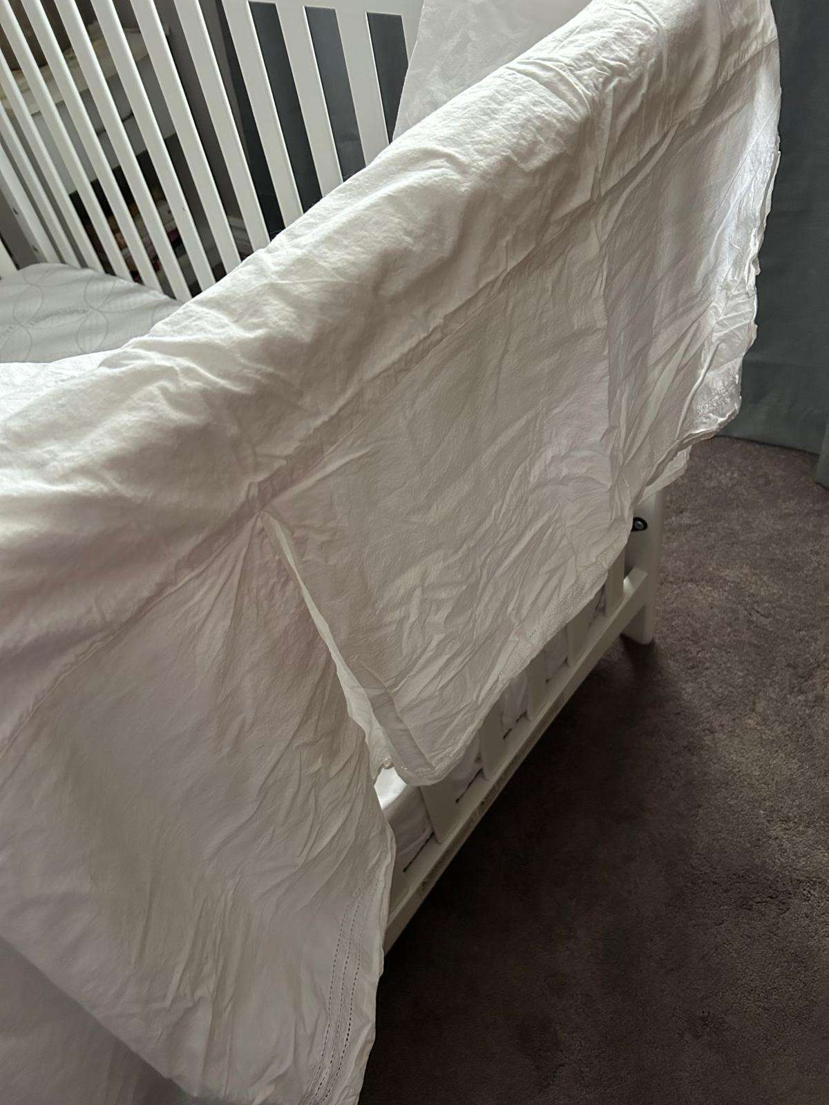 Storkcraft Hillcrest Crib and Mattress with crib skirt