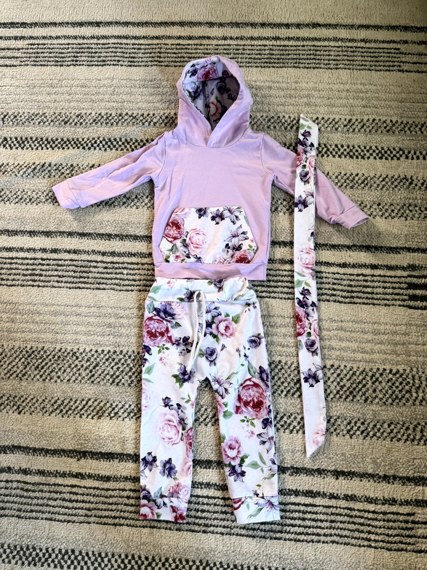 Floral Hoodie & Pants Set with Matching Hair Ribbon - Size 18M, Kids 18 Month (12-18M)