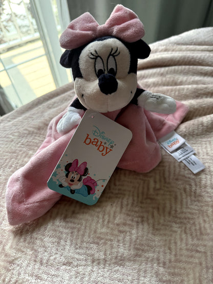 Minnie Lovey