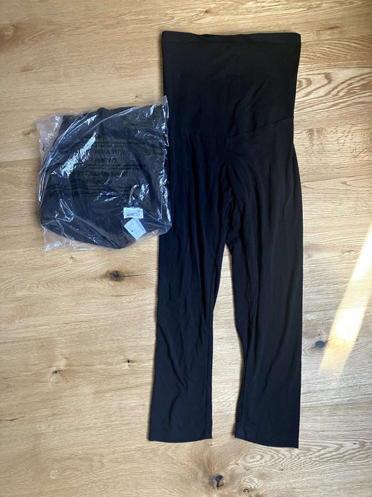 A Pea in a Pod Maternity Crop Leggings Black Size Large brand new in bag - 2 available, sold as a bundle, Maternity L (12-14)