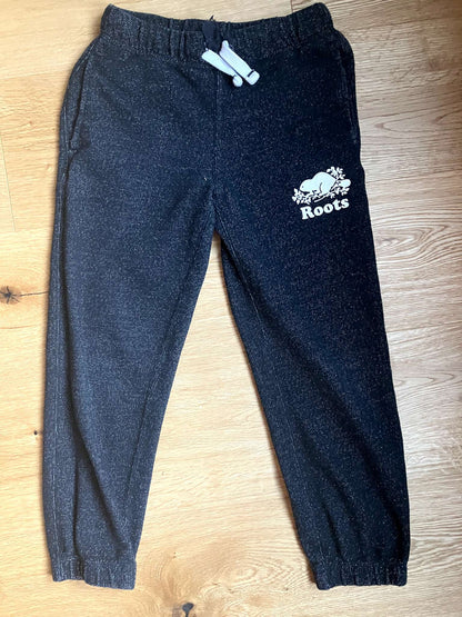 Roots 7 youth Jogger - like new! speckled grey, Kids 7 & 8 (small)