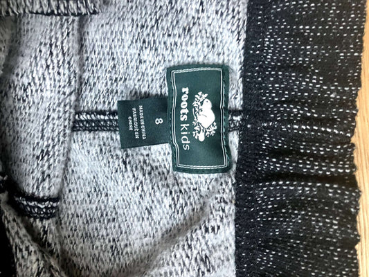 Roots Joggers 8 youth - like new, speckled grey, Kids 7 & 8 (small)