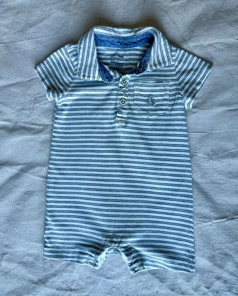 3-6m BabyGap striped polo romper in grey and white