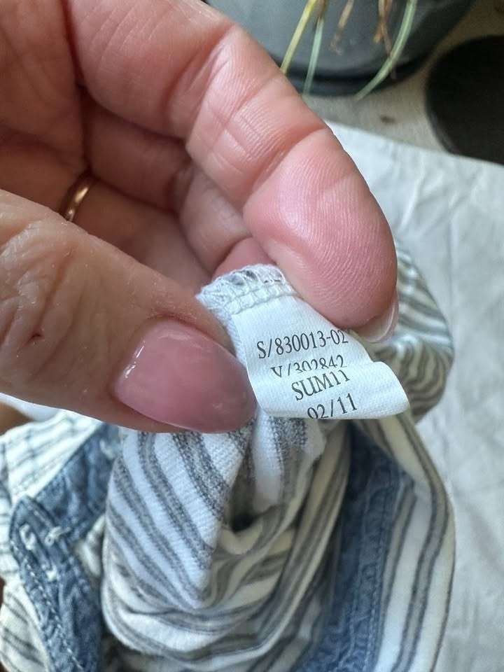 3-6m BabyGap striped polo romper in grey and white