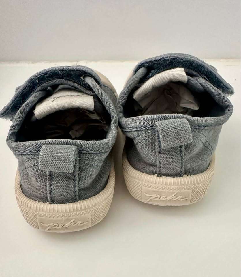 Size 5 Pehr Recess Toddler Sneaker MSRP $59, Shoes 5 (Walkers:12-24 mth)