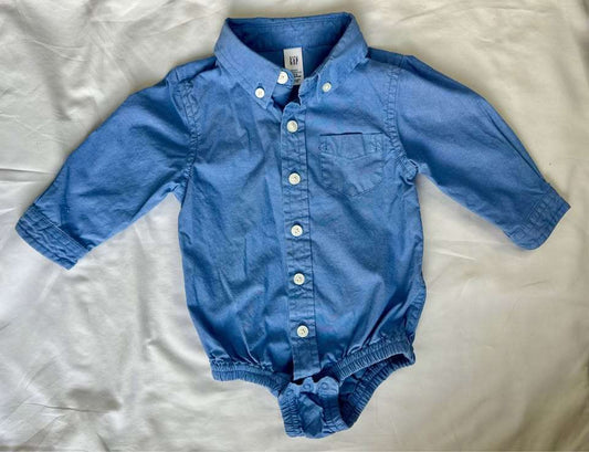 12-18m GAP blue collared button up bodysuit, Kids 18 Month (12-18M)