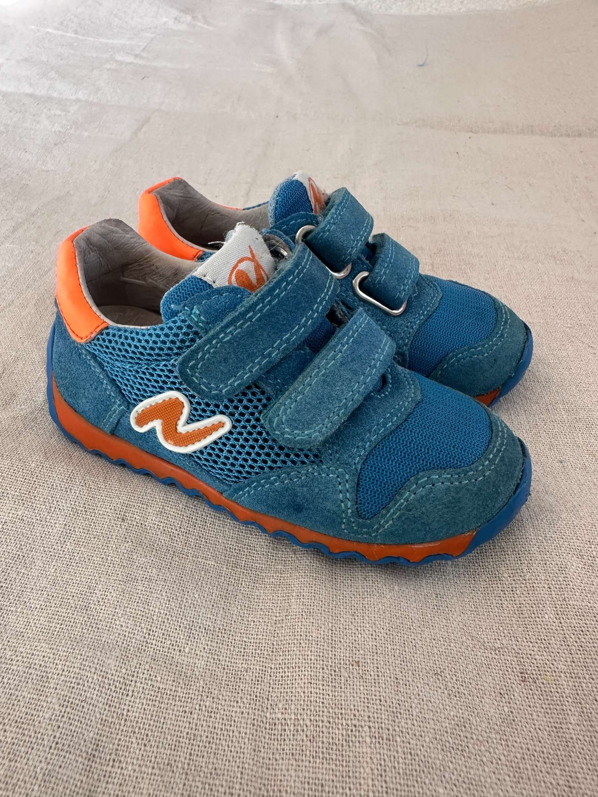 Naturino Suede Toddler Blue and Orange Sneakers, Shoes 6 (Walkers:12-24 mth)