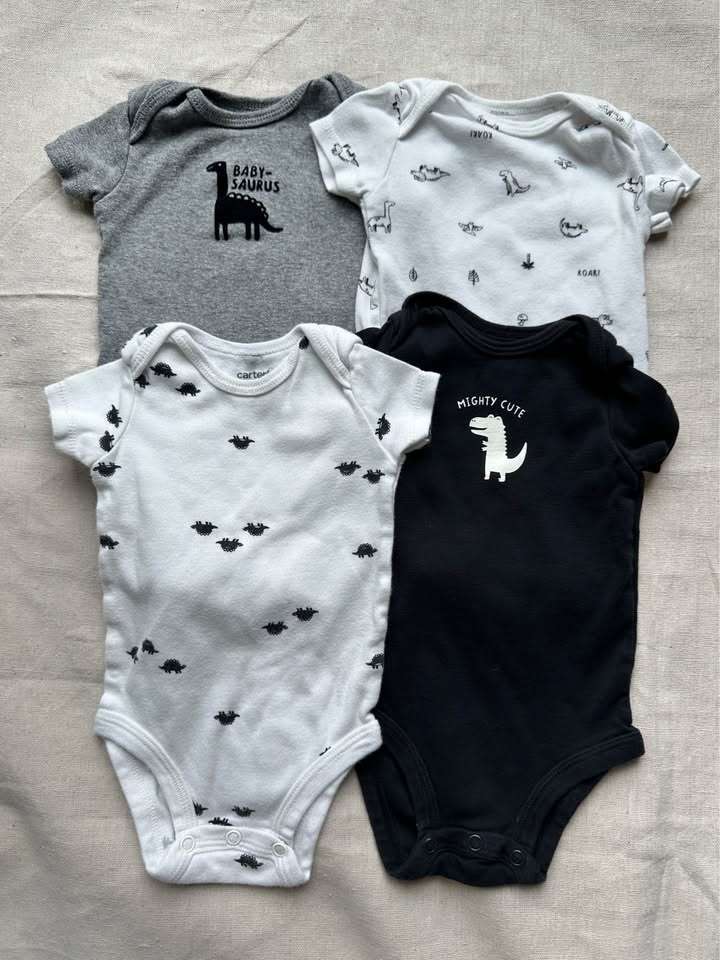 3M Carter's 4-Pack Dinosaur Bodysuits, Kids 3 Month (0-3M)