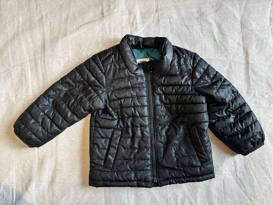18-24m Old Navy Frost Free black puffer jacket, Kids 24 Month (18-24M)