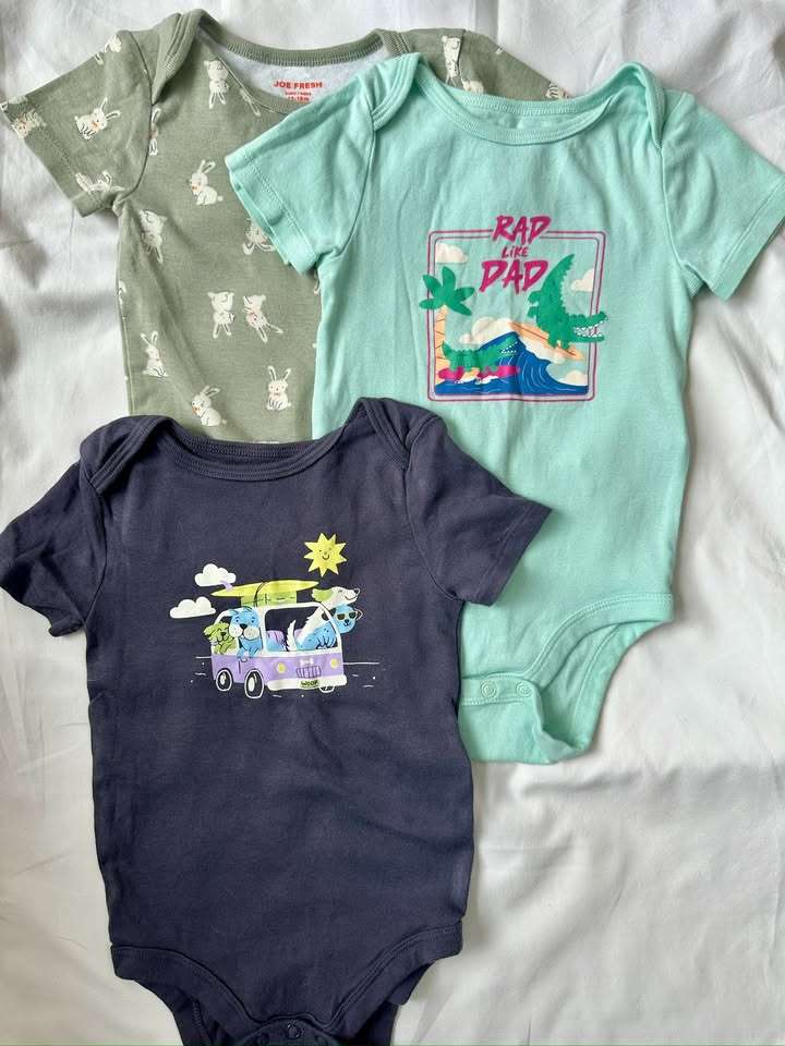 12-18M Joe Fresh Bodysuits x3, Kids 18 Month (12-18M)