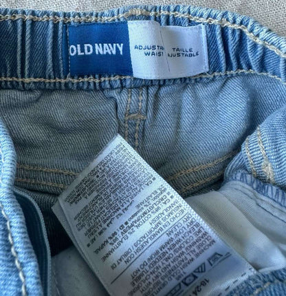 12-18M cuffed fray Old Navy jean shorts, Kids 18 Month (12-18M)