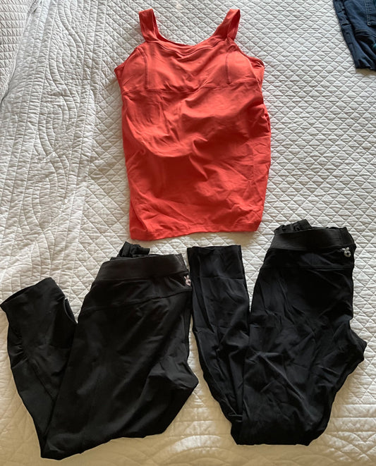 MUMBERRY Maternity Athletic Bundle (Capri, Tights, Tank). Size Large., Maternity L (12-14)