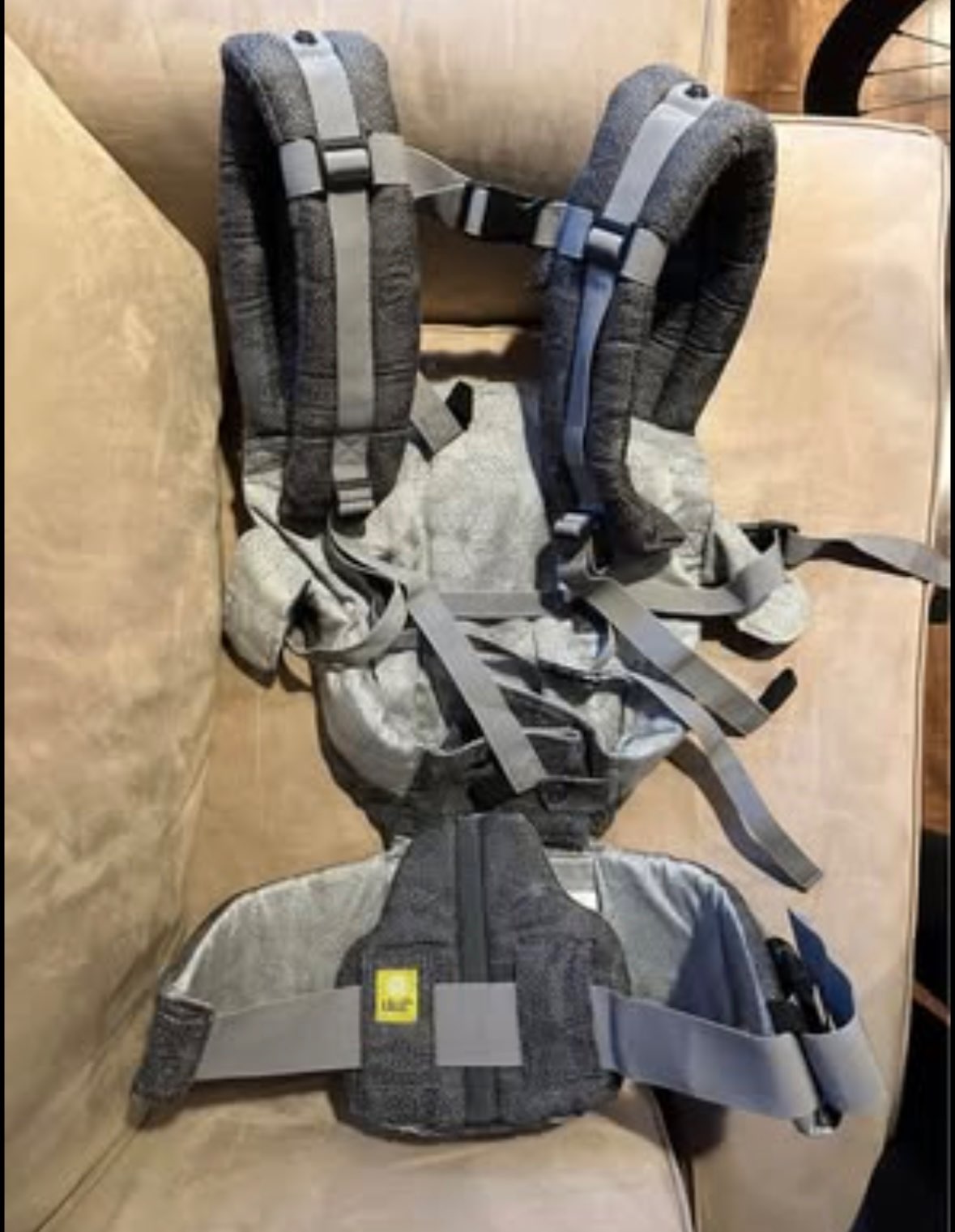 Lillebaby 6-in-1 Baby Carrier - Woven (Charcoal Sand-dollar)