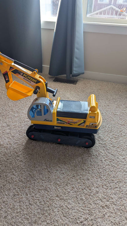 Excavator ride on toy