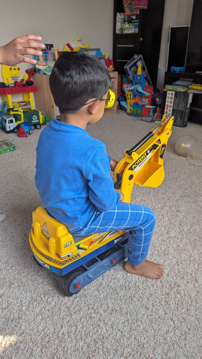 Excavator ride on toy