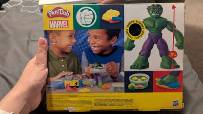 Hulk play doh set- New