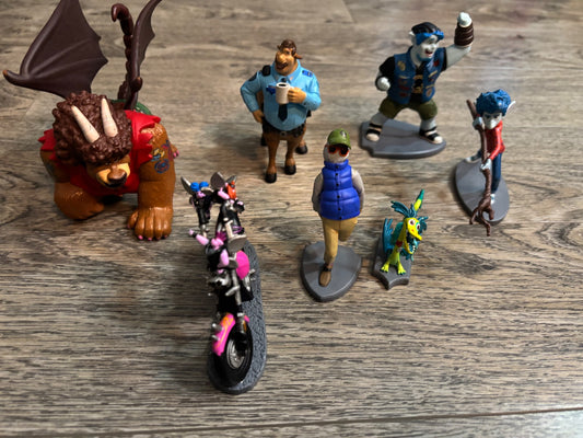 Onward Disney Figures set