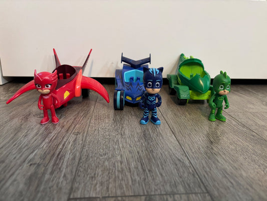 PJ Masks figures and cars set