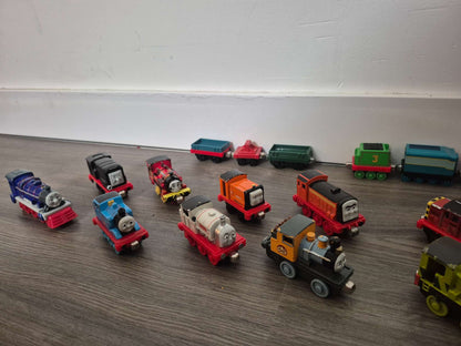 Large Die Cast Thomas and Friends Train Bundle