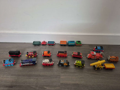 Large Die Cast Thomas and Friends Train Bundle
