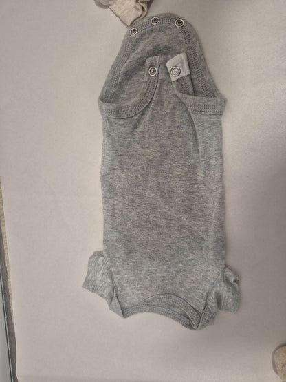 Preemie Baby Neutral and Gray Bundle Onsies And Sleepers And Hat, Kids Newborn