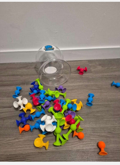 Fat Brain Toy Squigz Large Size 42 Piece Set