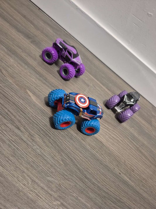 Monster Trucks Monster Jam Trio Black Panther Camptain America