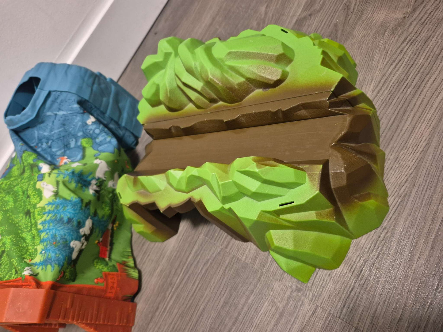 Trains Thomas and Friends Mountains and Tunnels Bundle