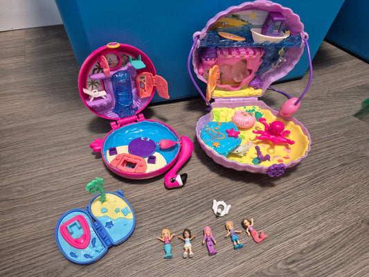 Polly Pocket Tiny Power Seashell Purse/Flamingo Floatie/Tropical Beach Bundle